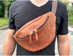 Male belt bag cognac